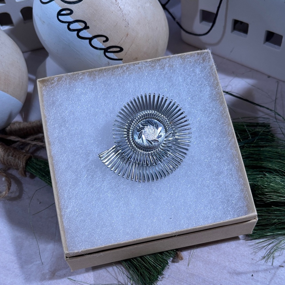 Vintage Made in Western Germany Silver Brooch - Picture 1 of 3